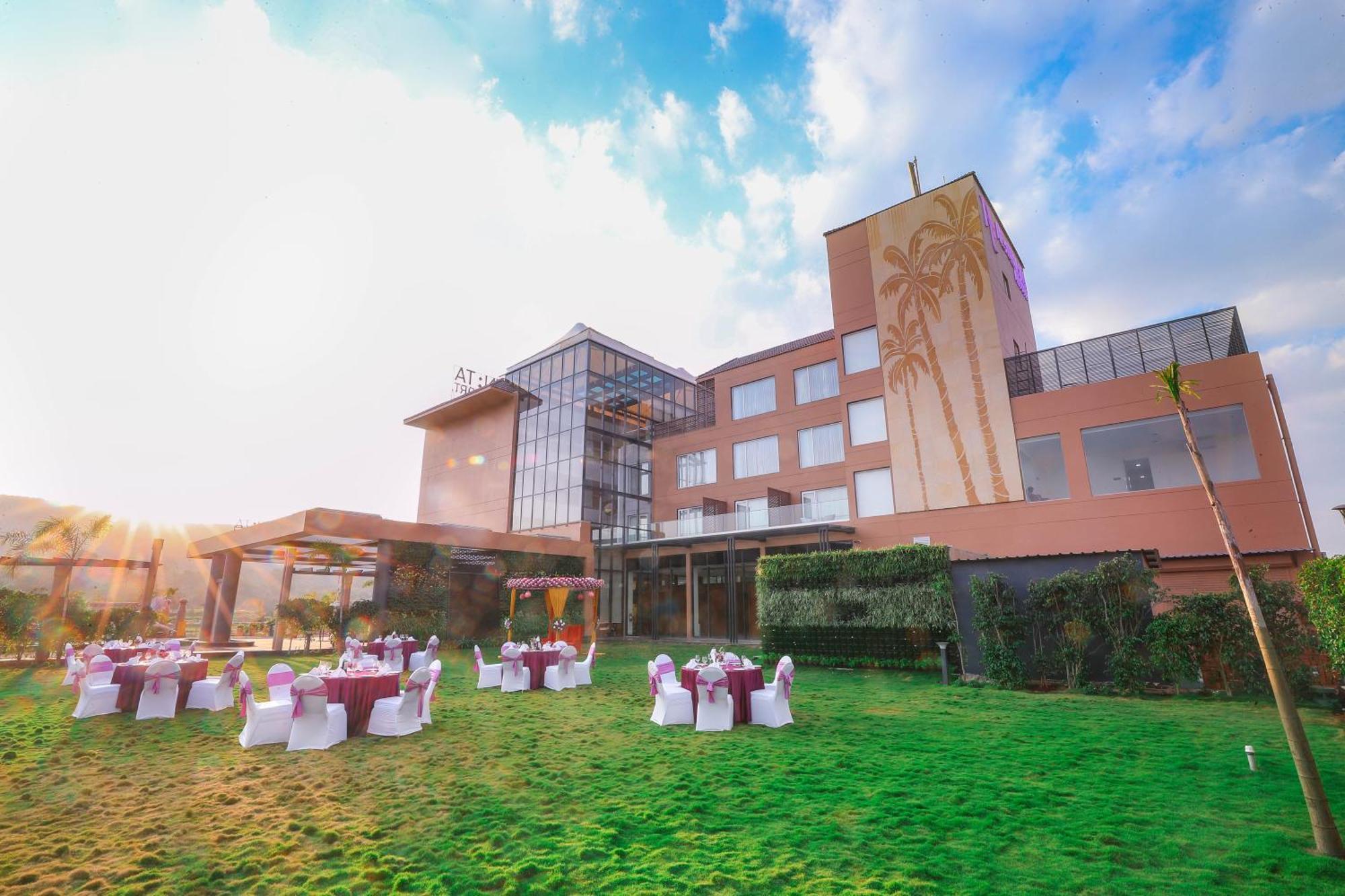 Regenta Resort Belagavi 외부 사진