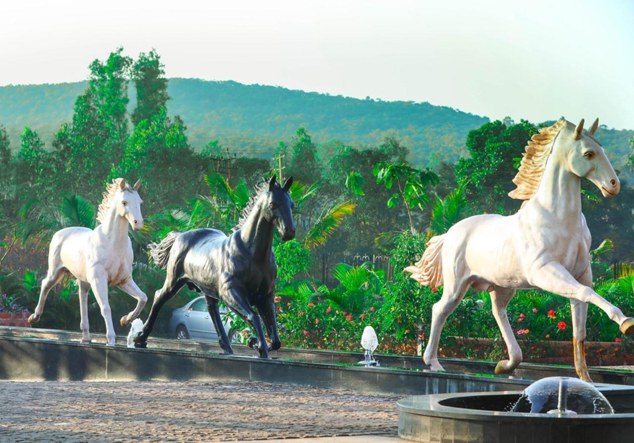 Regenta Resort Belagavi 외부 사진